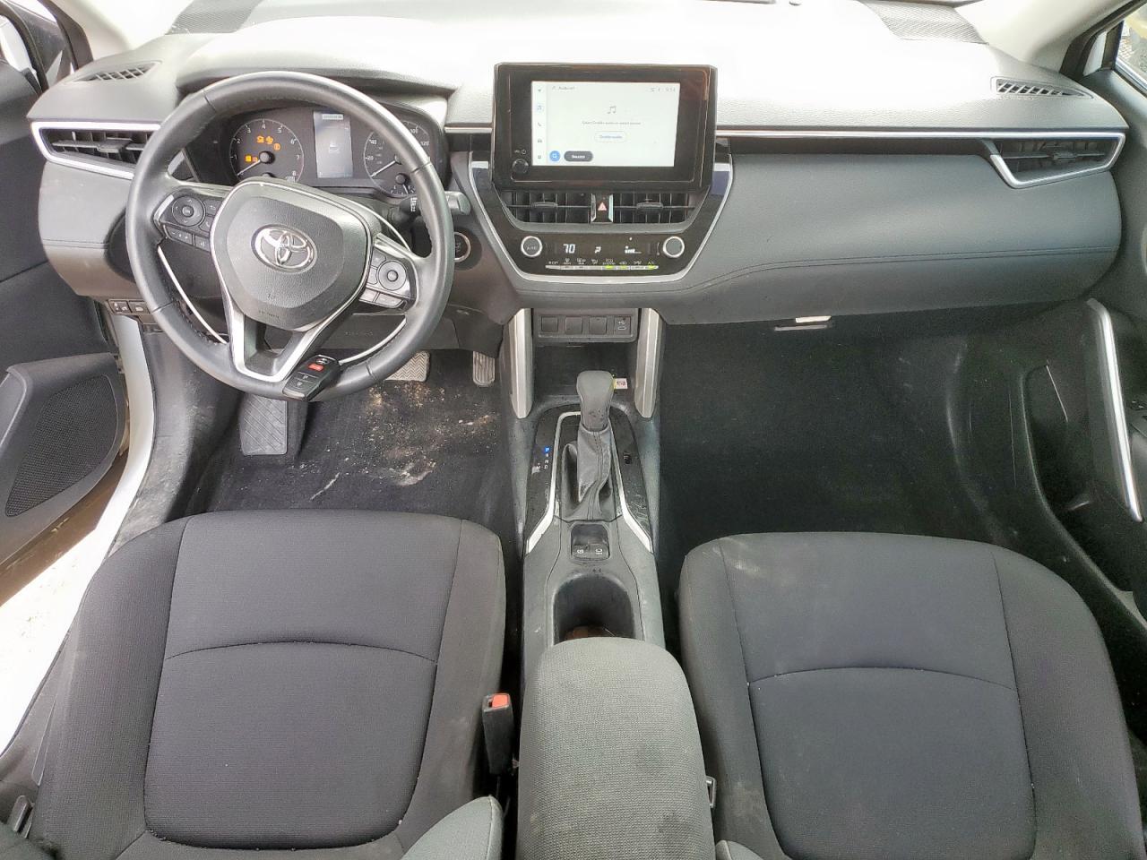 2023 Toyota Corolla Cross Le VIN: 7MUCAAAG2PV040413 Lot: 93413175