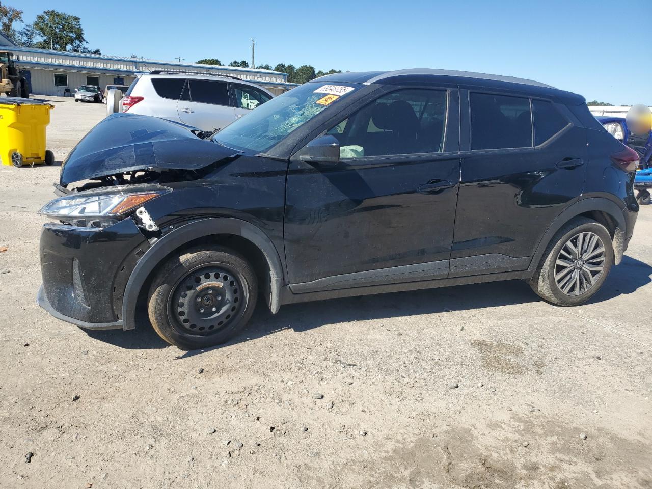 2021 Nissan Kicks Sv