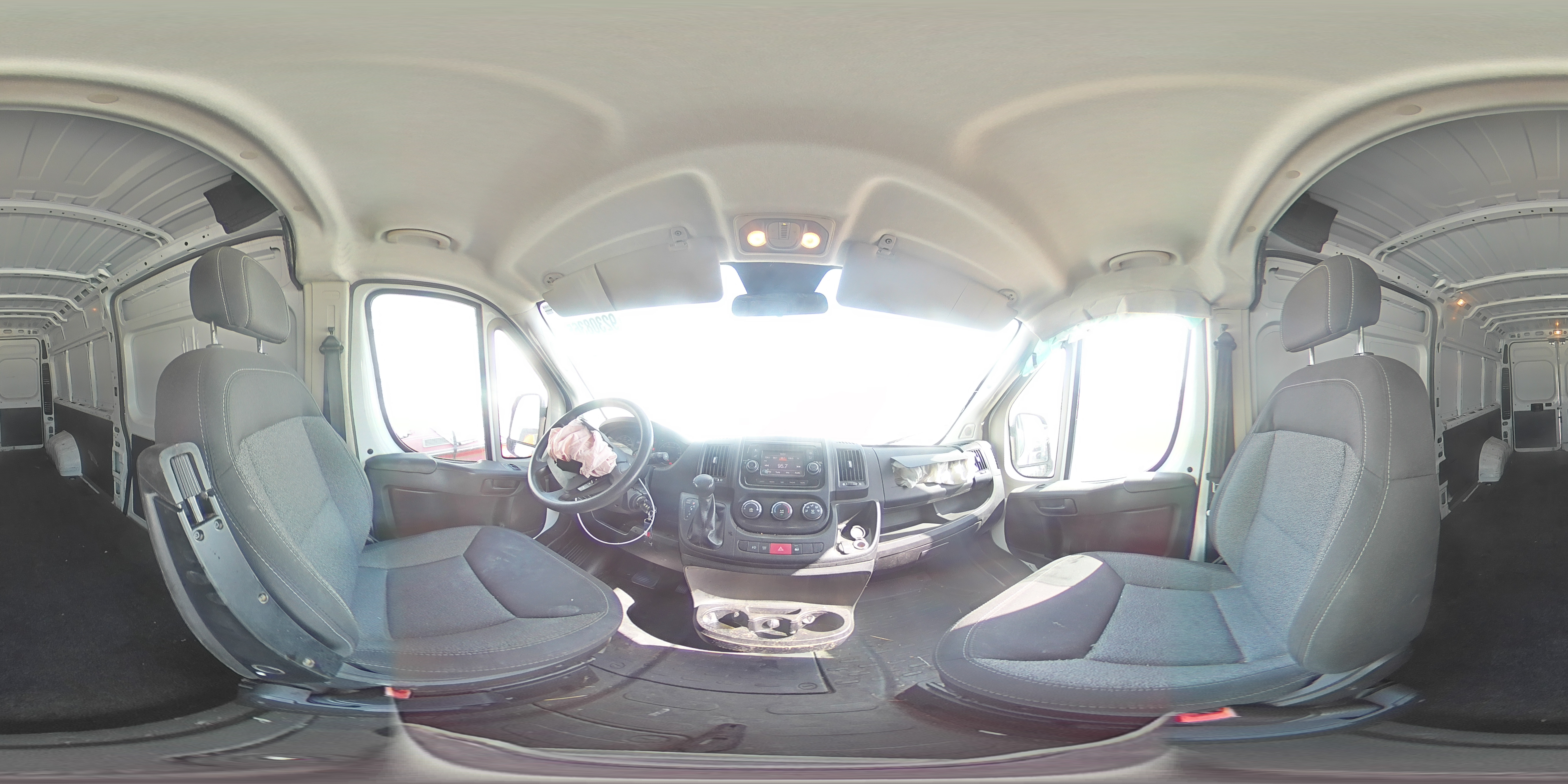 2019 Ram Promaster 2500 2500 High VIN: 3C6TRVDG4KE559916 Lot: 92308365