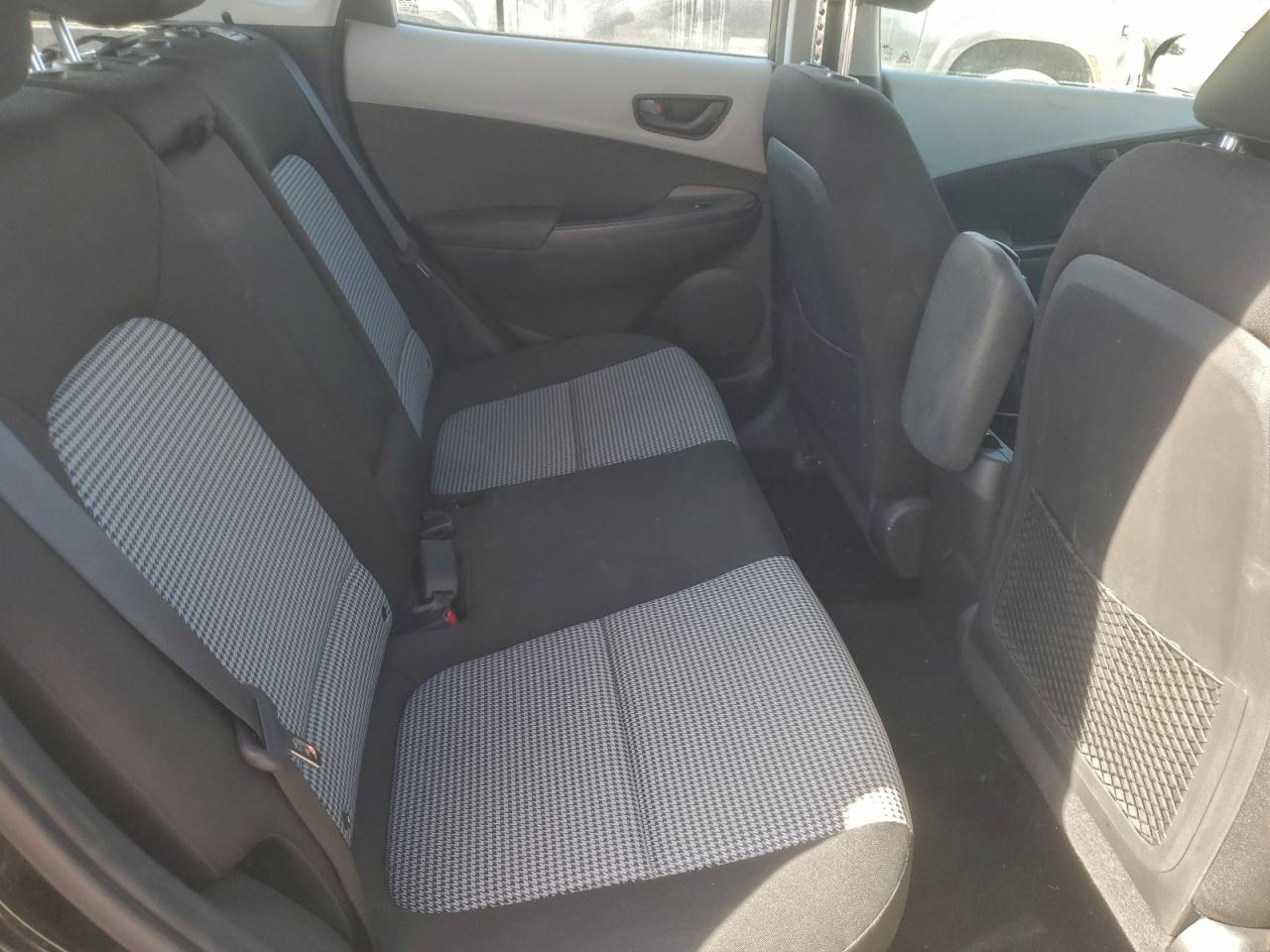 2021 Hyundai Kona Se VIN: KM8K12AA4MU668449 Lot: 93422525