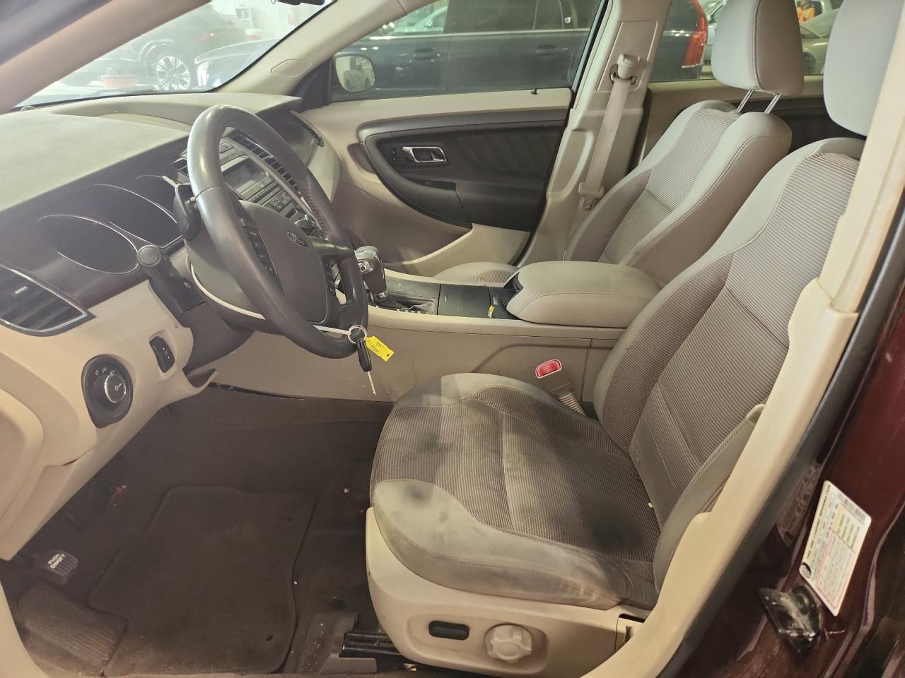 2011 Ford Taurus Sel VIN: 1FAHP2HW4BG148025 Lot: 92250285