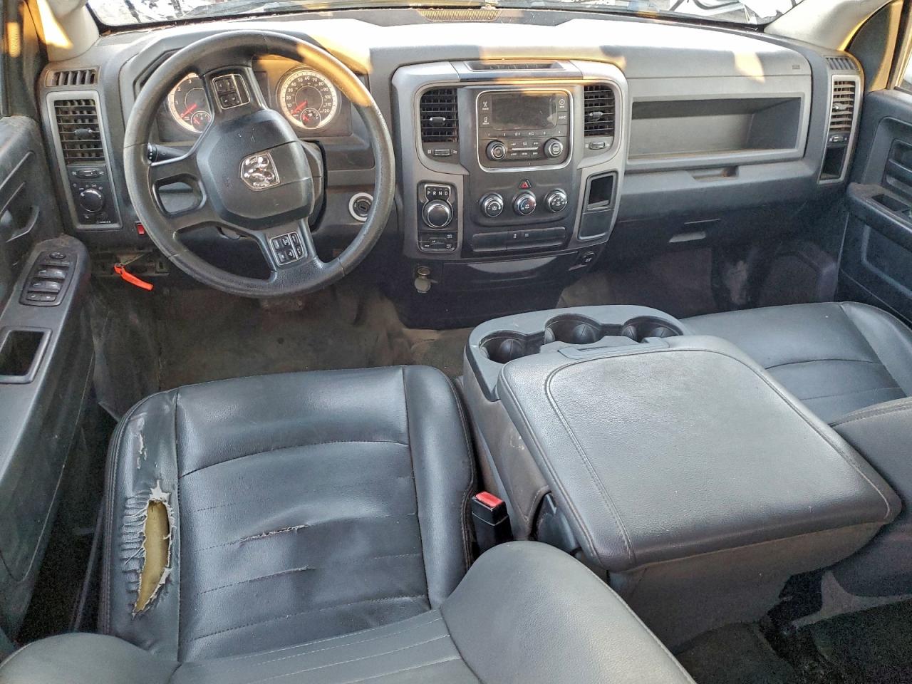 2016 Ram 1500 St VIN: 1C6RR7FG1GS267065 Lot: 94180265