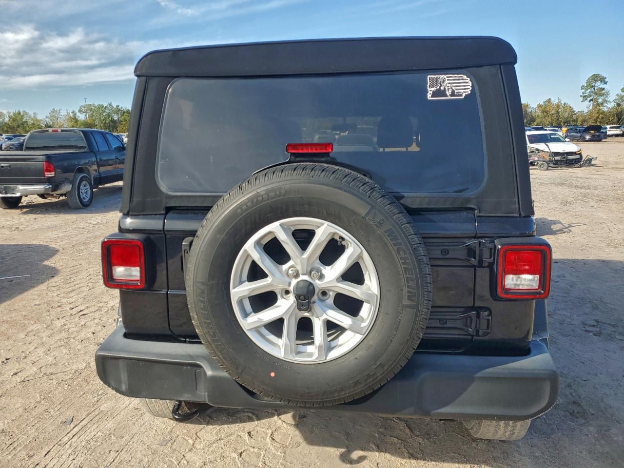 2023 Jeep Wrangler Sport VIN: 1C4HJXDG2PW639360 Lot: 94770875