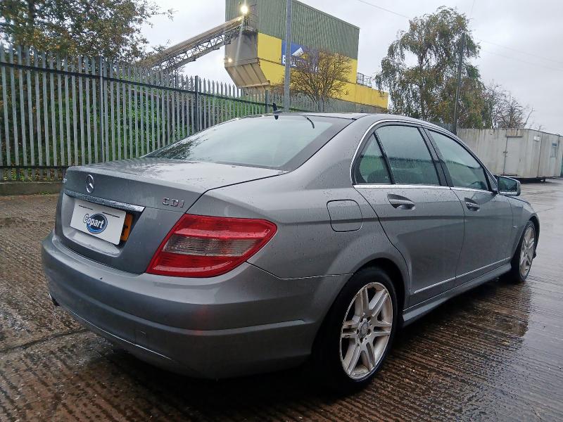 2010 MERCEDES-BENZ C CLASS C200 CDI BLUEEFFICIENCY SPORT 4DR AUTO