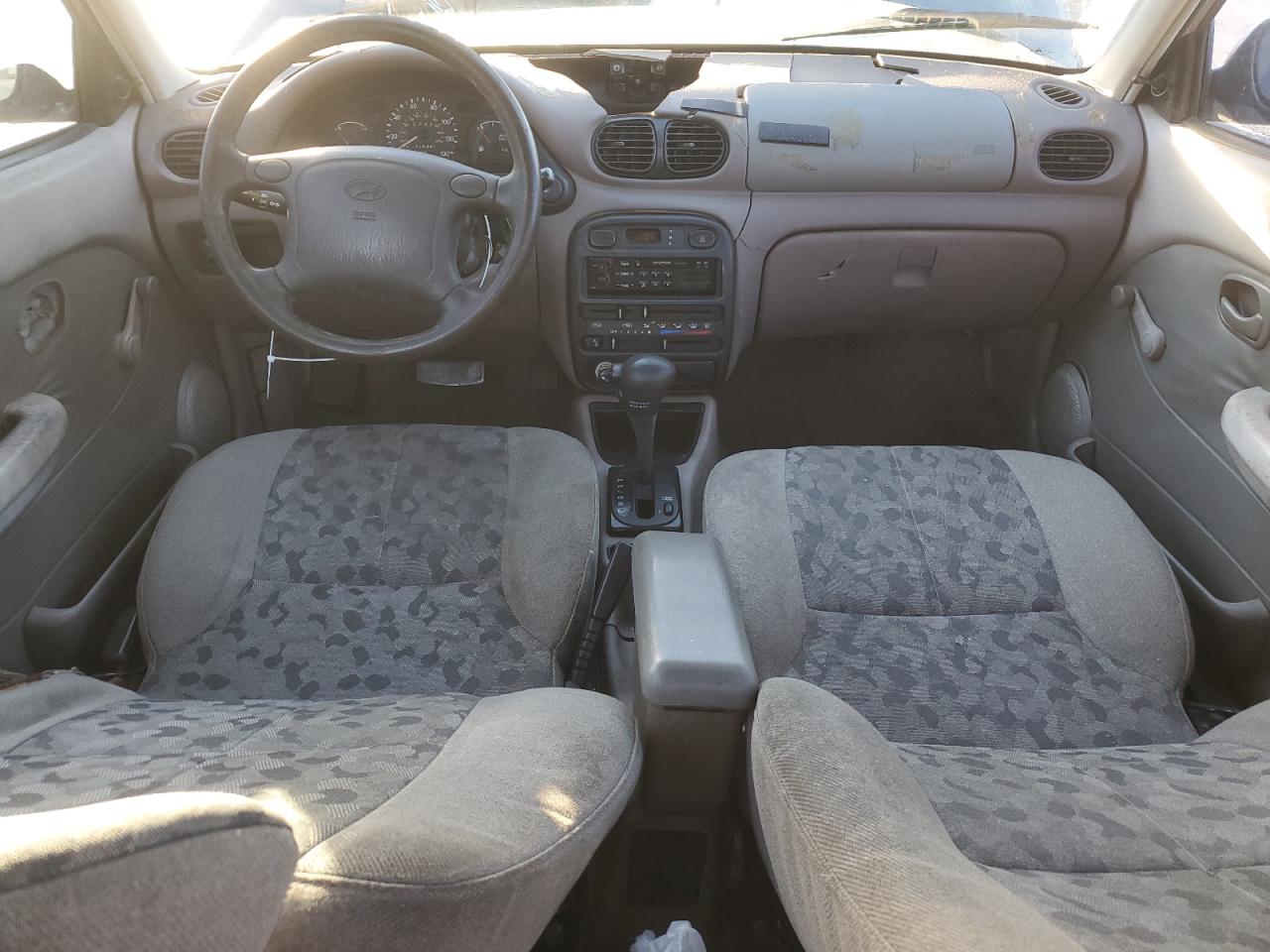 1996 Hyundai Accent Base VIN: KMHVF14N0TU263663 Lot: 92350075