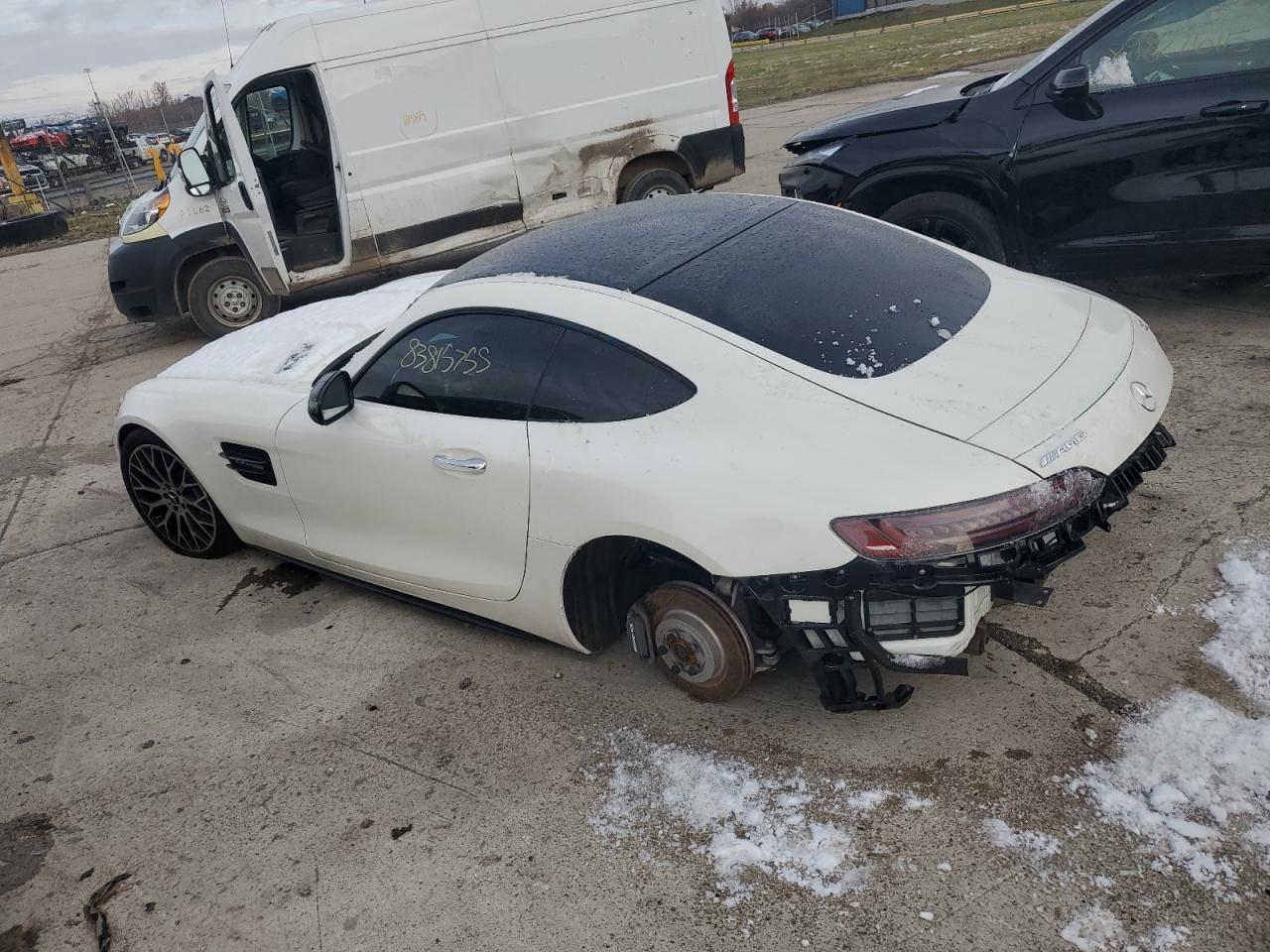 Фото: WDDYJ7HA8LA026341