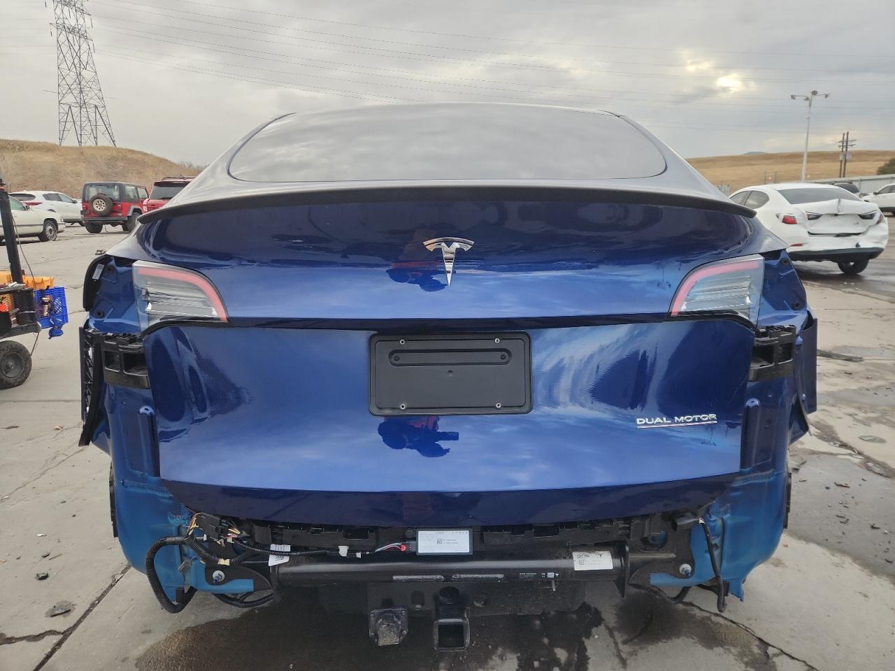 2022 Tesla Model Y VIN: 7SAYGDEF5NF552656 Lot: 93774235