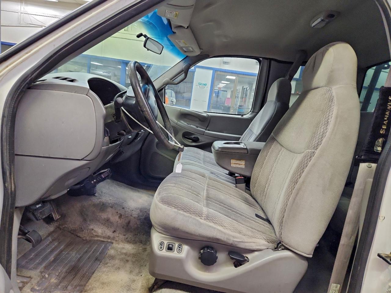 1998 Ford F250 VIN: 1FTPX28L4WKA19832 Lot: 94754475