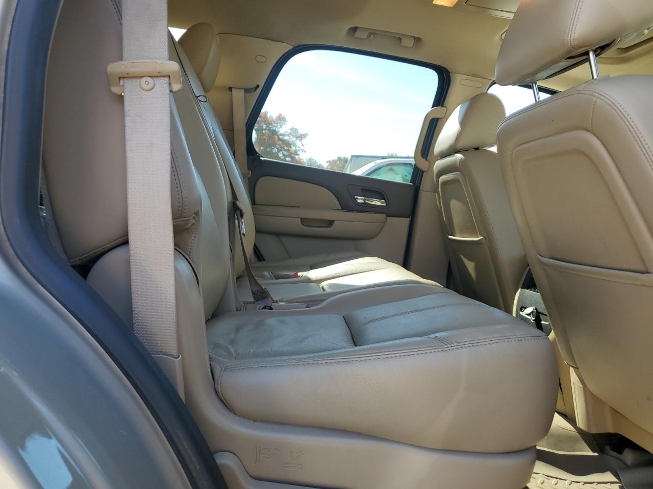 2013 Chevrolet Tahoe K1500 Lt VIN: 1GNSKBE09DR185326 Lot: 91905165