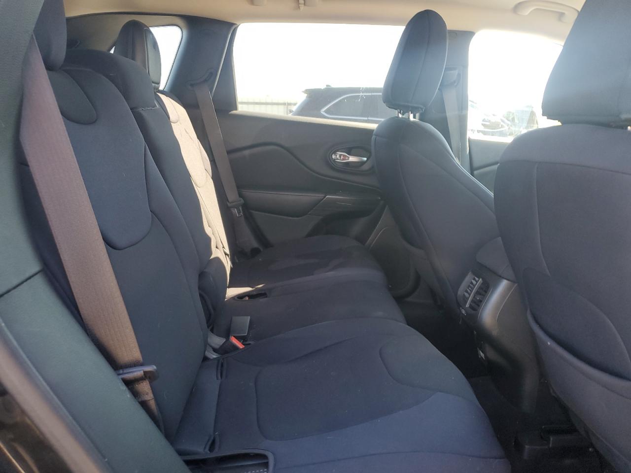 2015 Jeep Cherokee Limited VIN: 1C4PJMDS3FW735432 Lot: 91371255