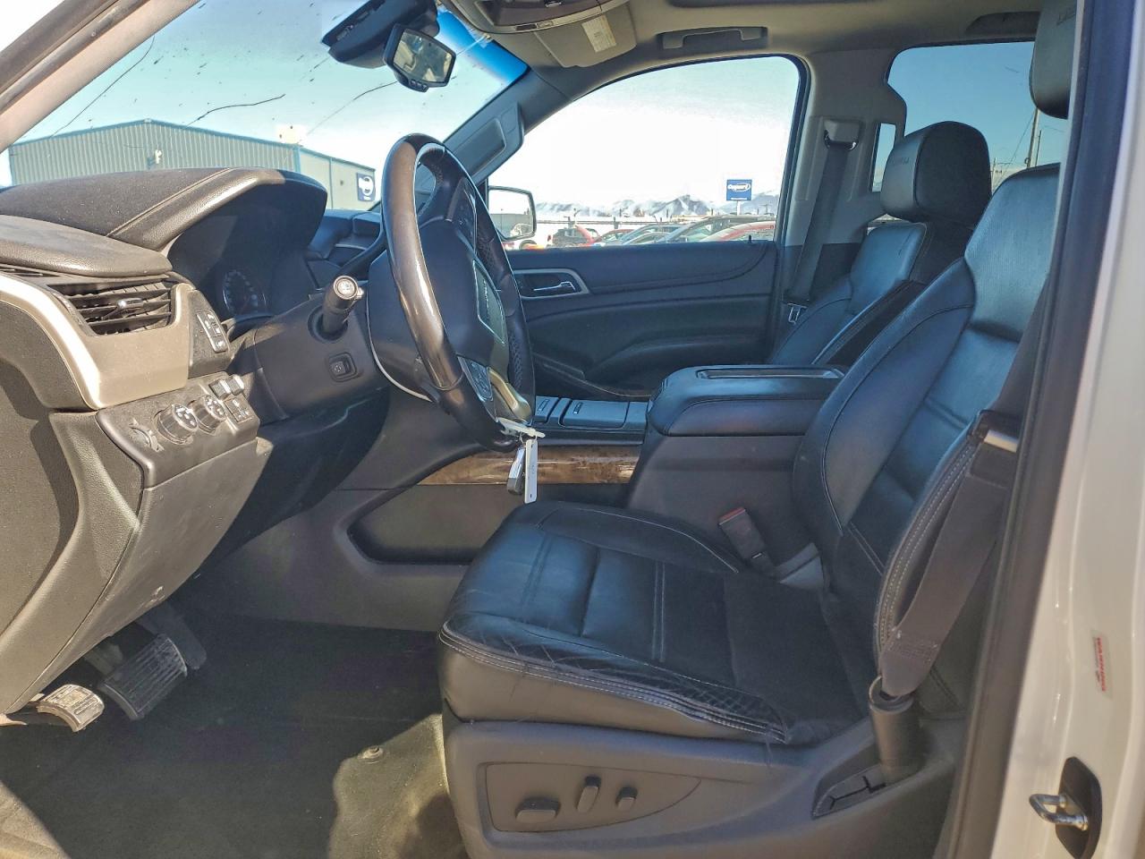 2015 GMC Yukon Xl Denali VIN: 1GKS2JKJ7FR564591 Lot: 94158535