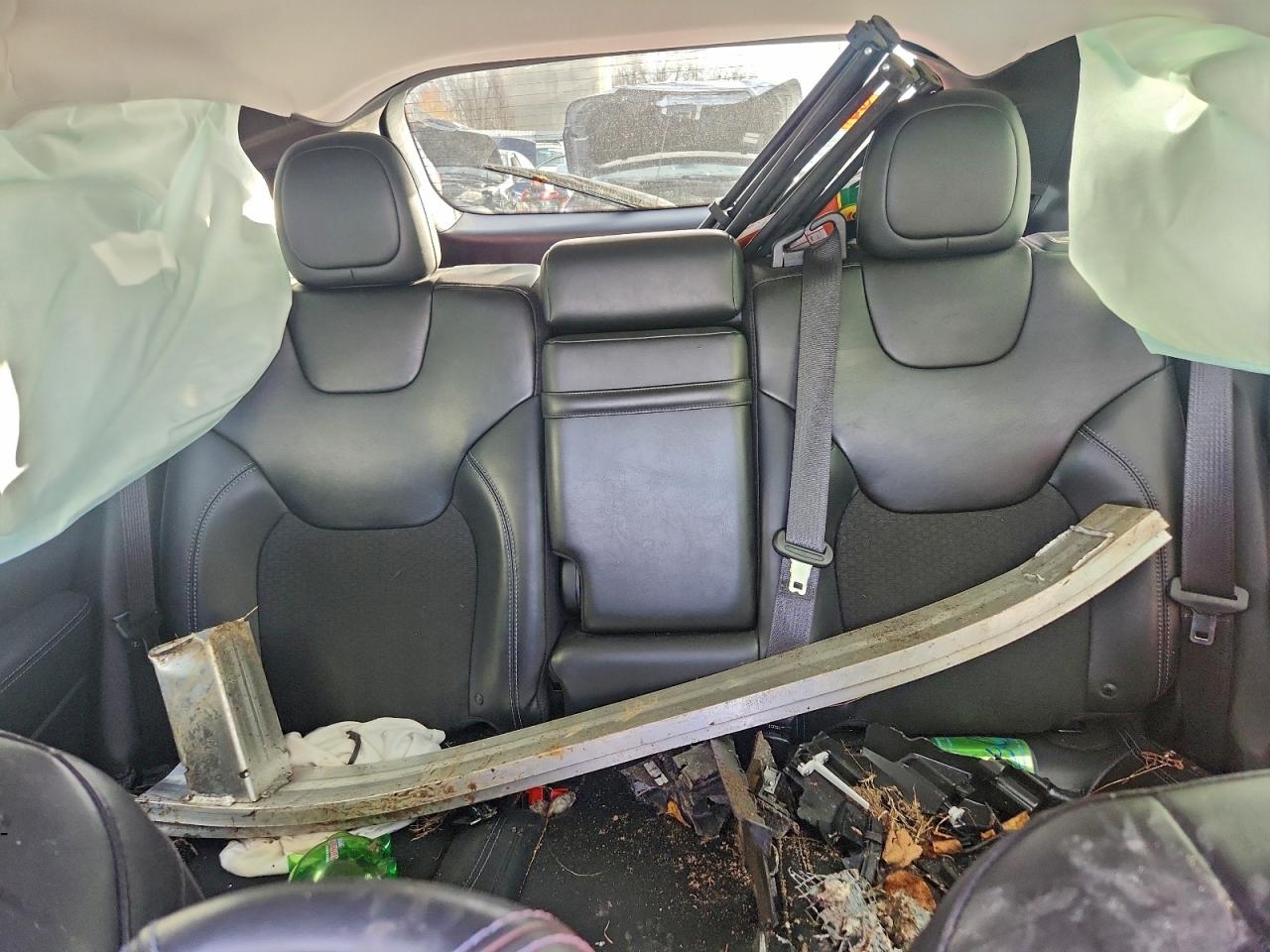 2019 Jeep Cherokee Latitude Plus VIN: 1C4PJMLBXKD364096 Lot: 92243035