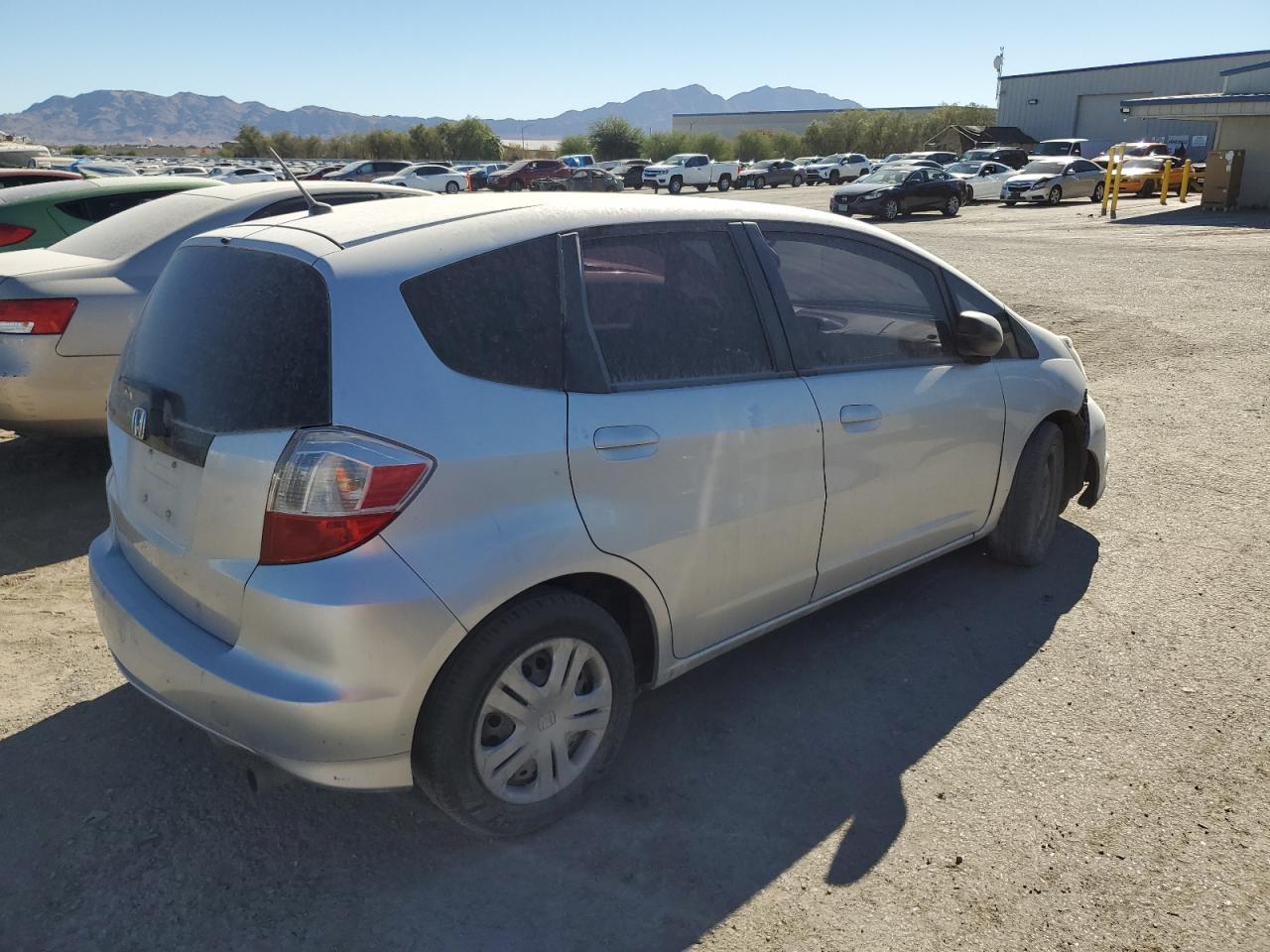2011 Honda Fit silver hatchback gasoline JHMGE8H30BC010301 photo #4