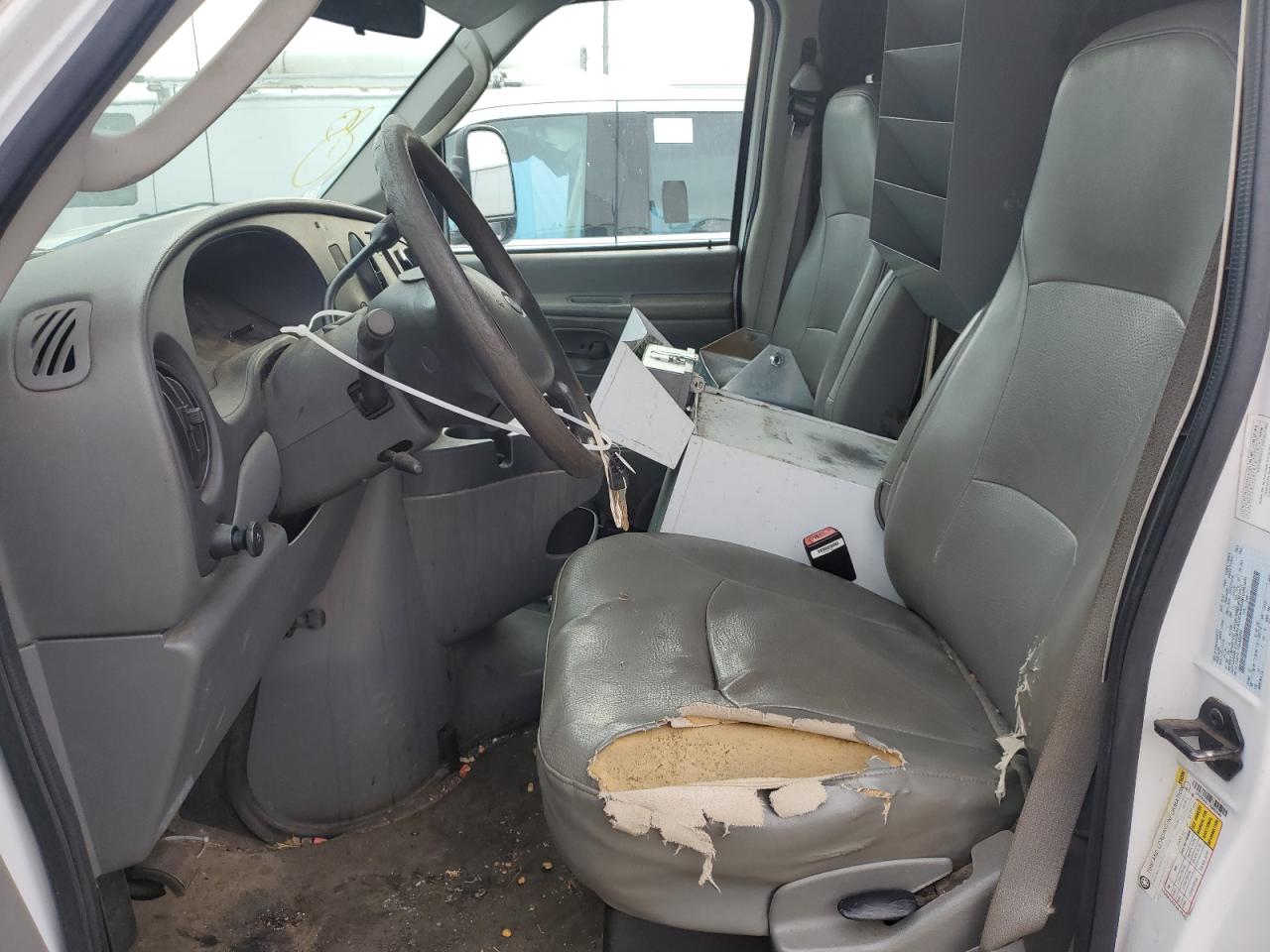 2007 Ford E350 Utility / Service Van VIN: 1FTSE34L17DA82565 Lot: 90423115