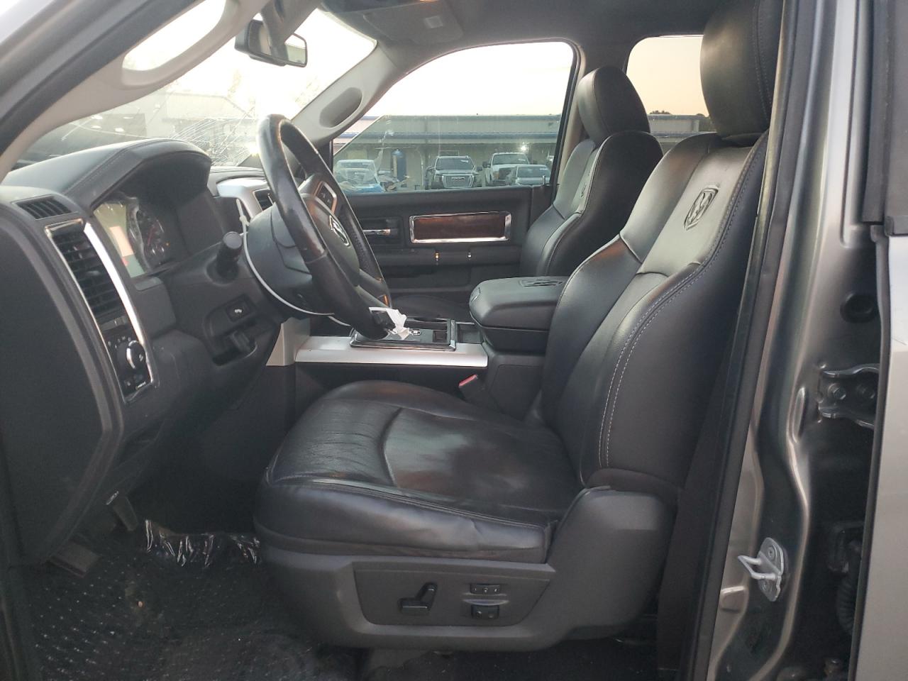 2010 Dodge Ram 1500 VIN: 1D7RB1CT8AS182345 Lot: 90339155