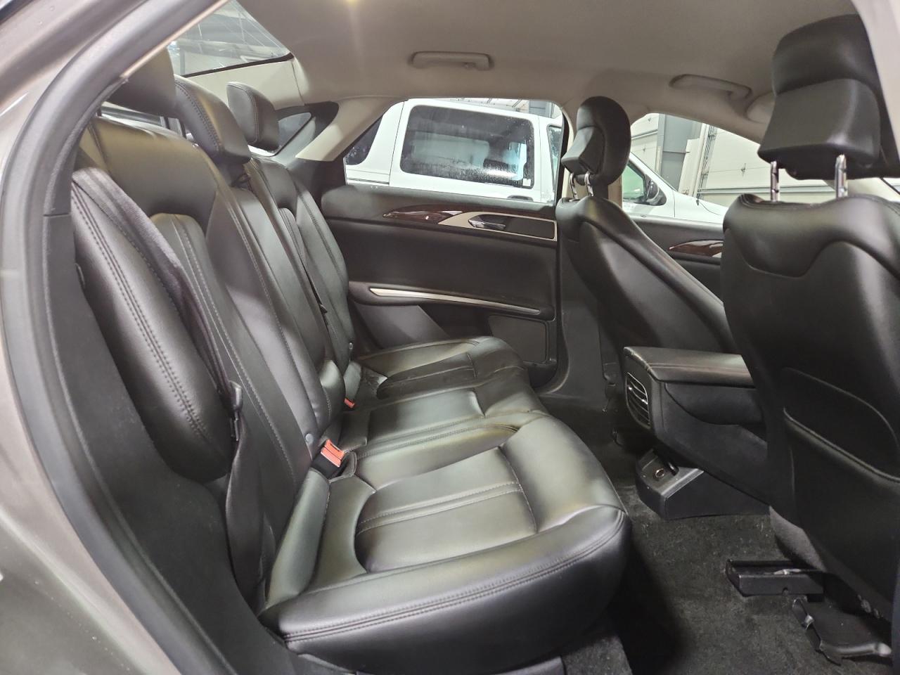 2016 Lincoln Mkz VIN: 3LN6L2G95GR633150 Lot: 92953075