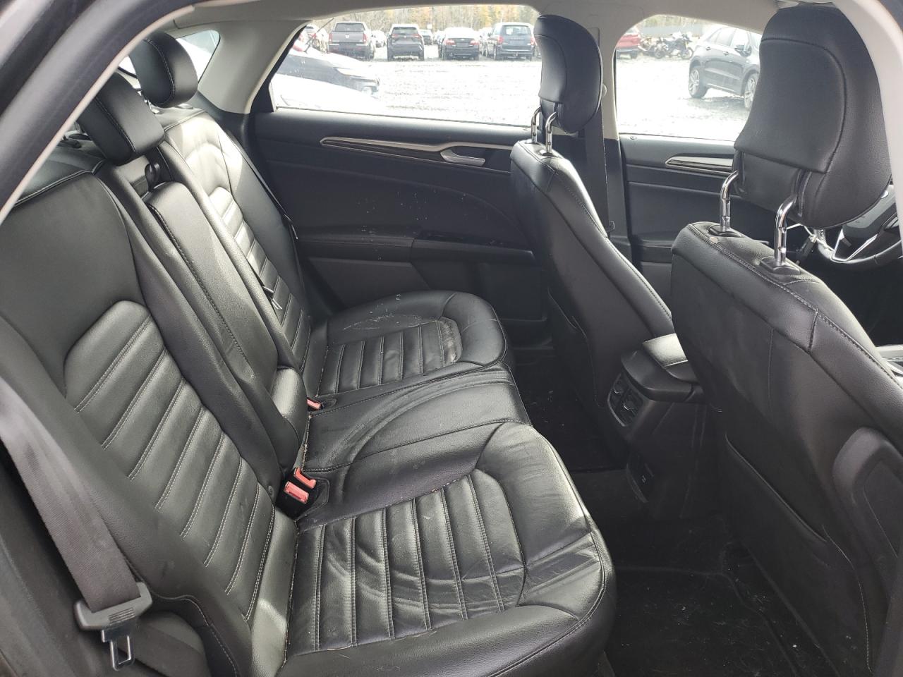 2014 Ford Fusion Se VIN: 3FA6P0T92ER370072 Lot: 93058035