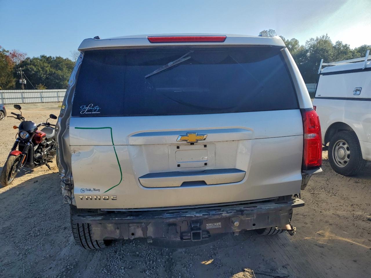 2015 Chevrolet Tahoe C1500 Ls VIN: 1GNSCAKC7FR510712 Lot: 94071925