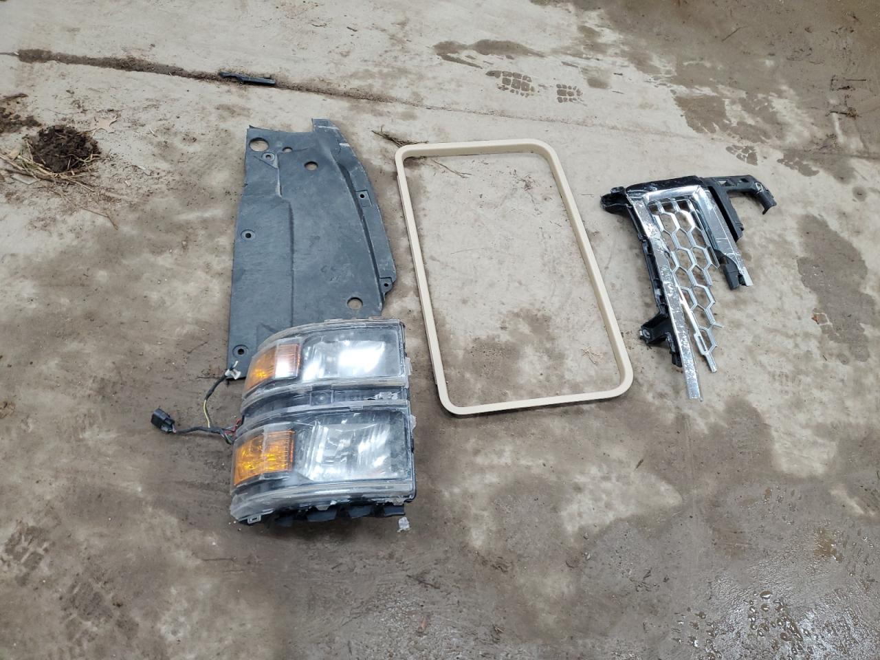 2013 Cadillac Escalade Premium VIN: 1GYS4CEF8DR117381 Lot: 92248835