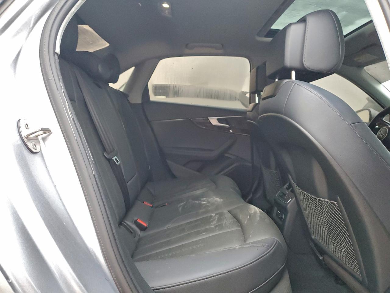 2019 Audi A4 Premium Plus VIN: WAUENAF43KA019773 Lot: 92676745