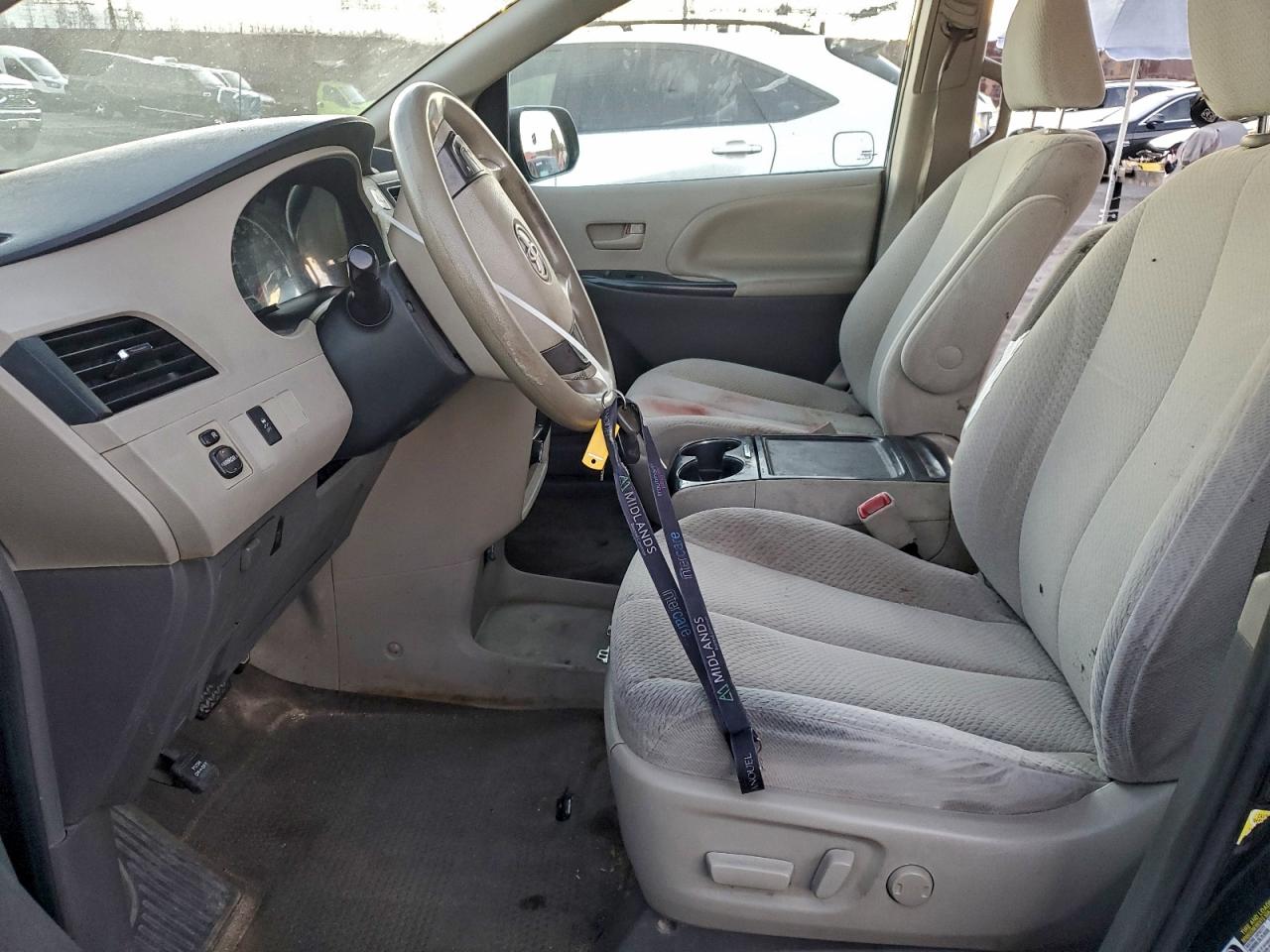 2012 Toyota Sienna Le VIN: 5TDKK3DC4CS272934 Lot: 93997365