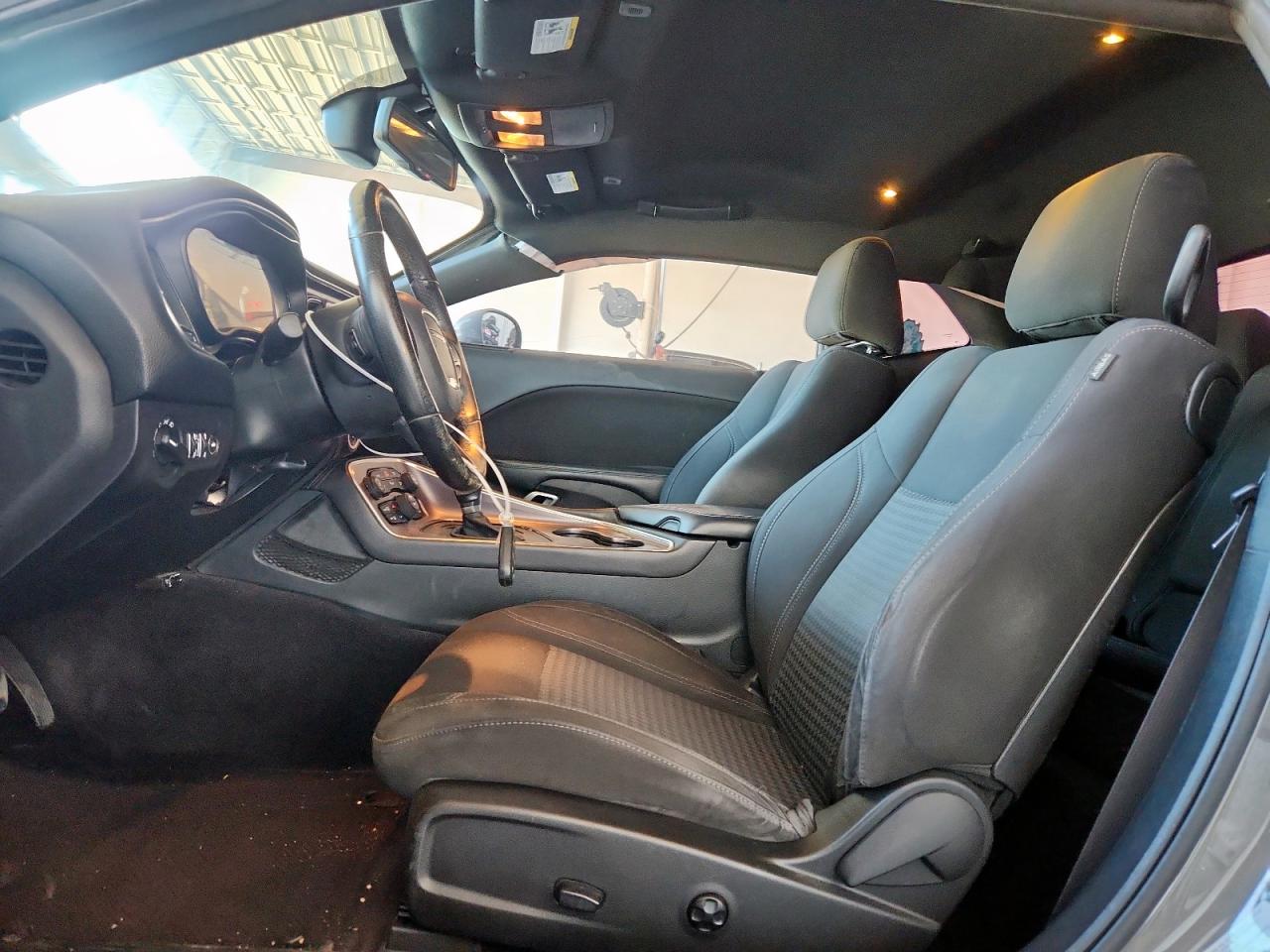 2017 Dodge Challenger Sxt VIN: 2C3CDZAG8HH555243 Lot: 91347825