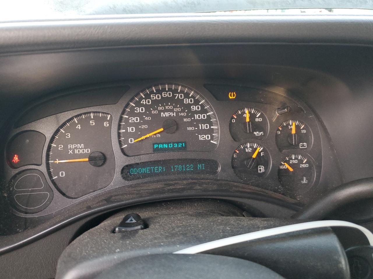 2004 Chevrolet Tahoe C1500 VIN: 1GNEC13V84R130286 Lot: 92246455