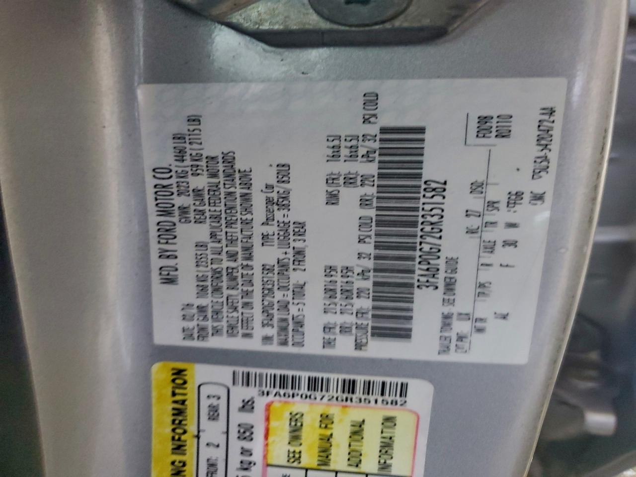 2016 Ford Fusion S VIN: 3FA6P0G72GR351582 Lot: 93824185