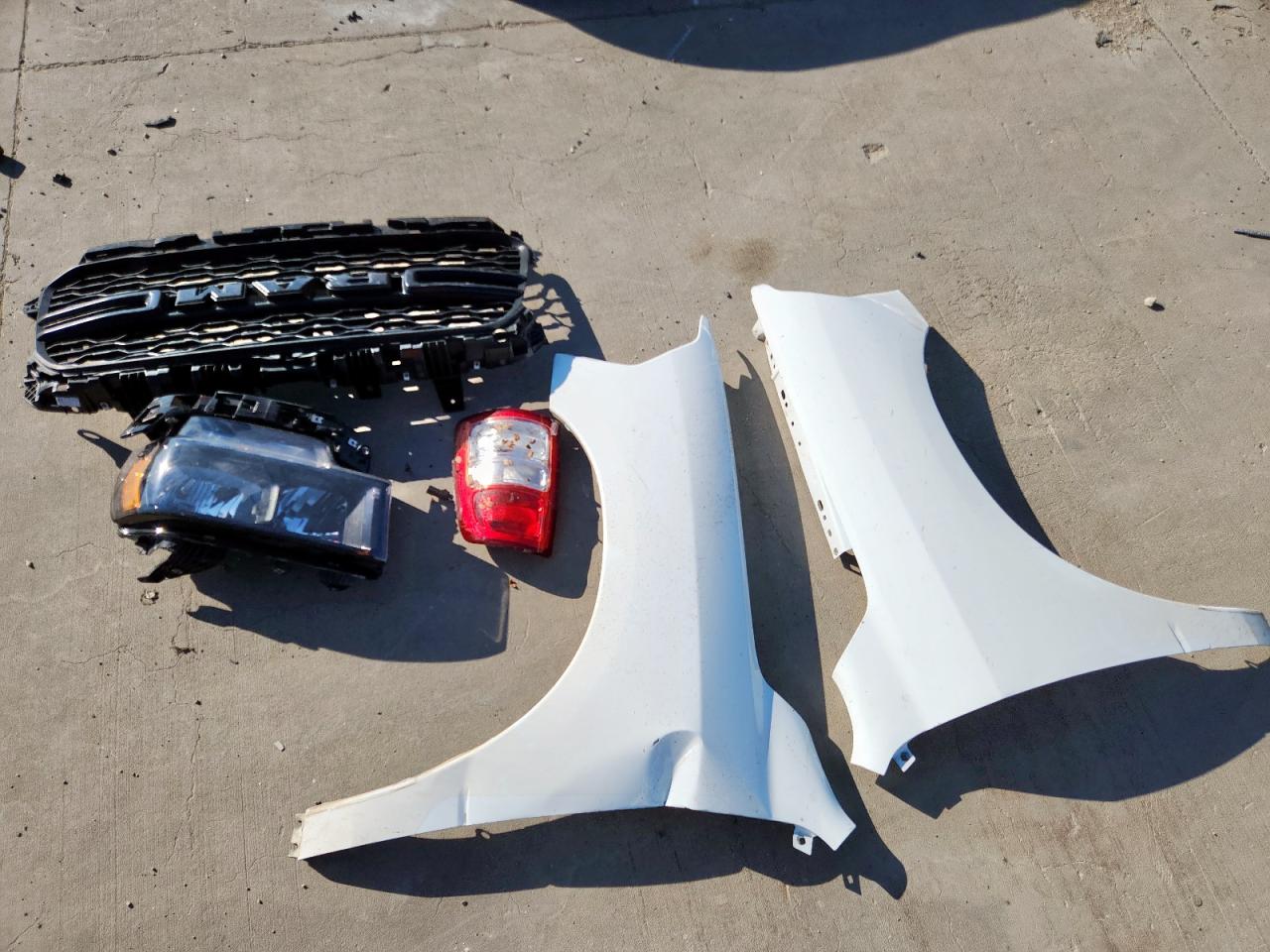 2024 Ram 3500 Tradesman VIN: 3C63R2AJ0RG373500 Lot: 90361465