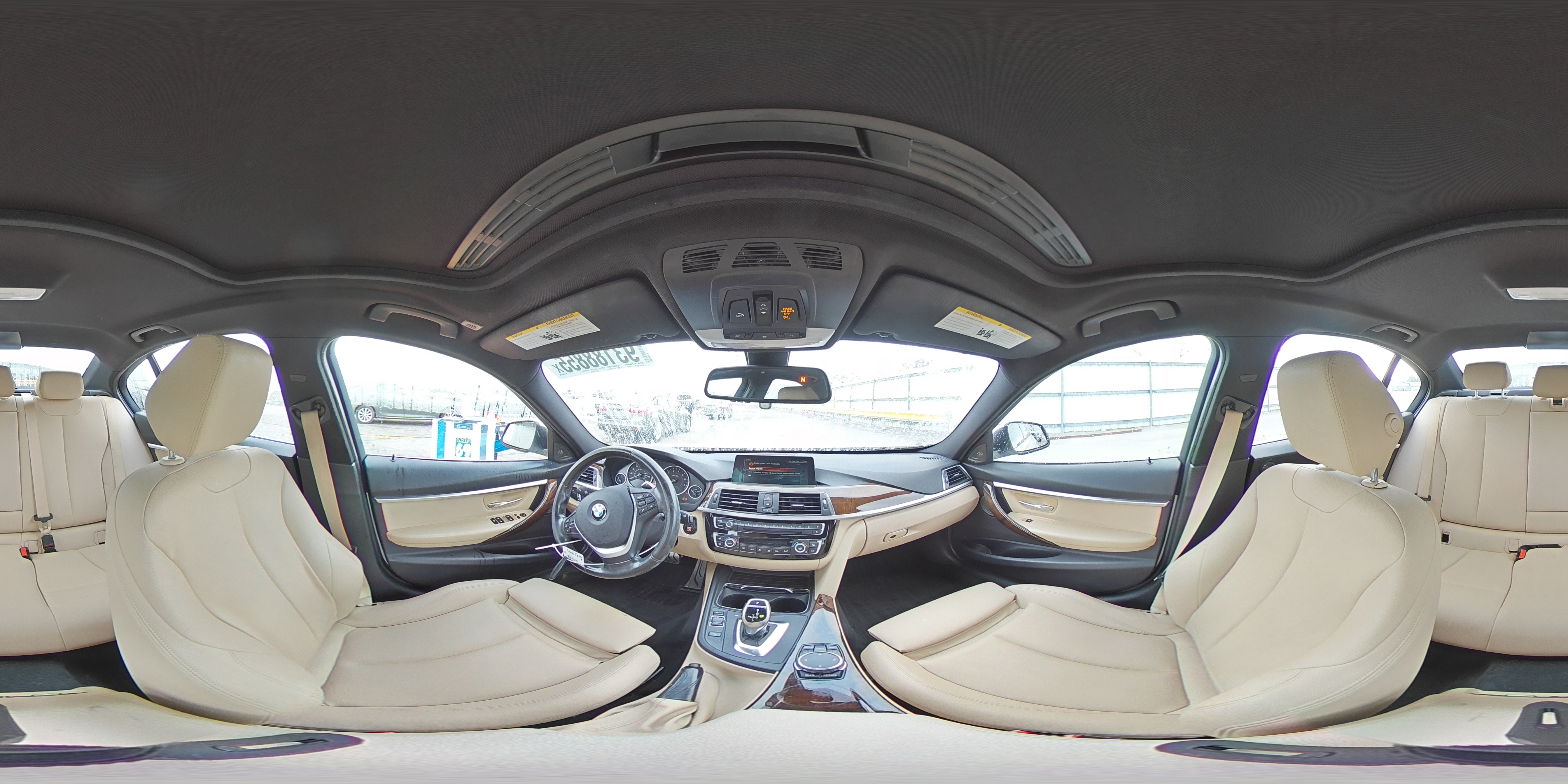 Фото: WBA8B7G53HNU37140