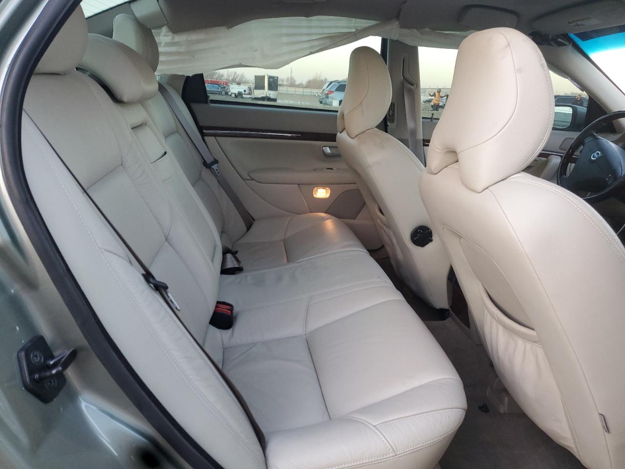 2006 Volvo S80 2.5T VIN: YV1TS592561446358 Lot: 92938255