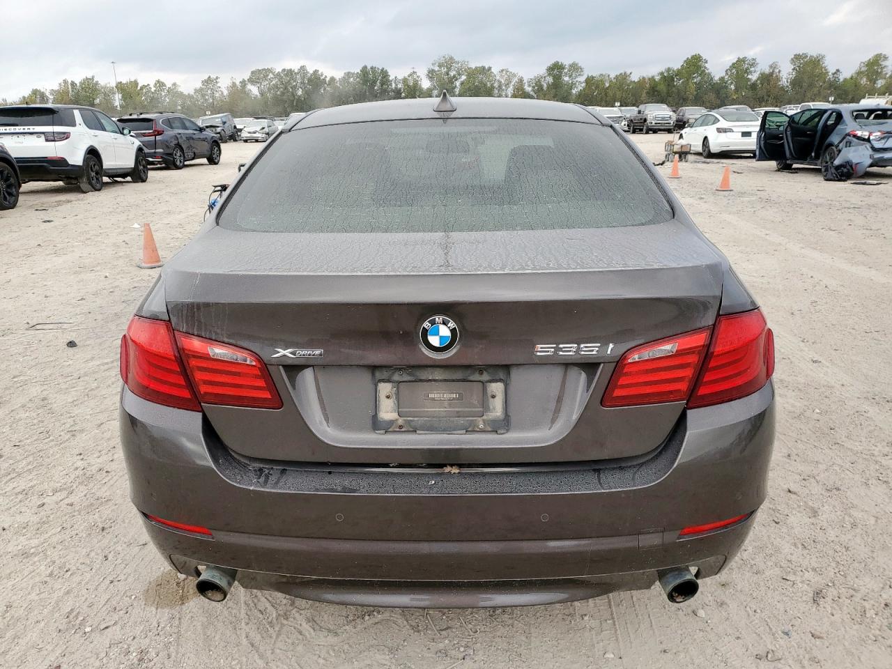 2013 BMW 535 Xi VIN: WBAFU7C54DDU71157 Lot: 93645125