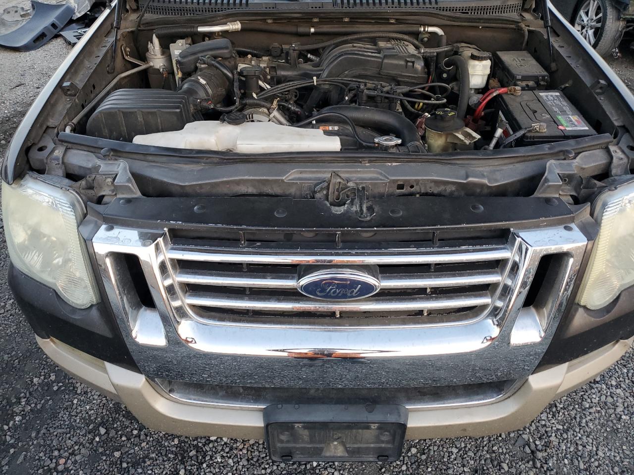 2007 Ford Explorer Eddie Bauer VIN: 1FMEU64E17UA49046 Lot: 92089375