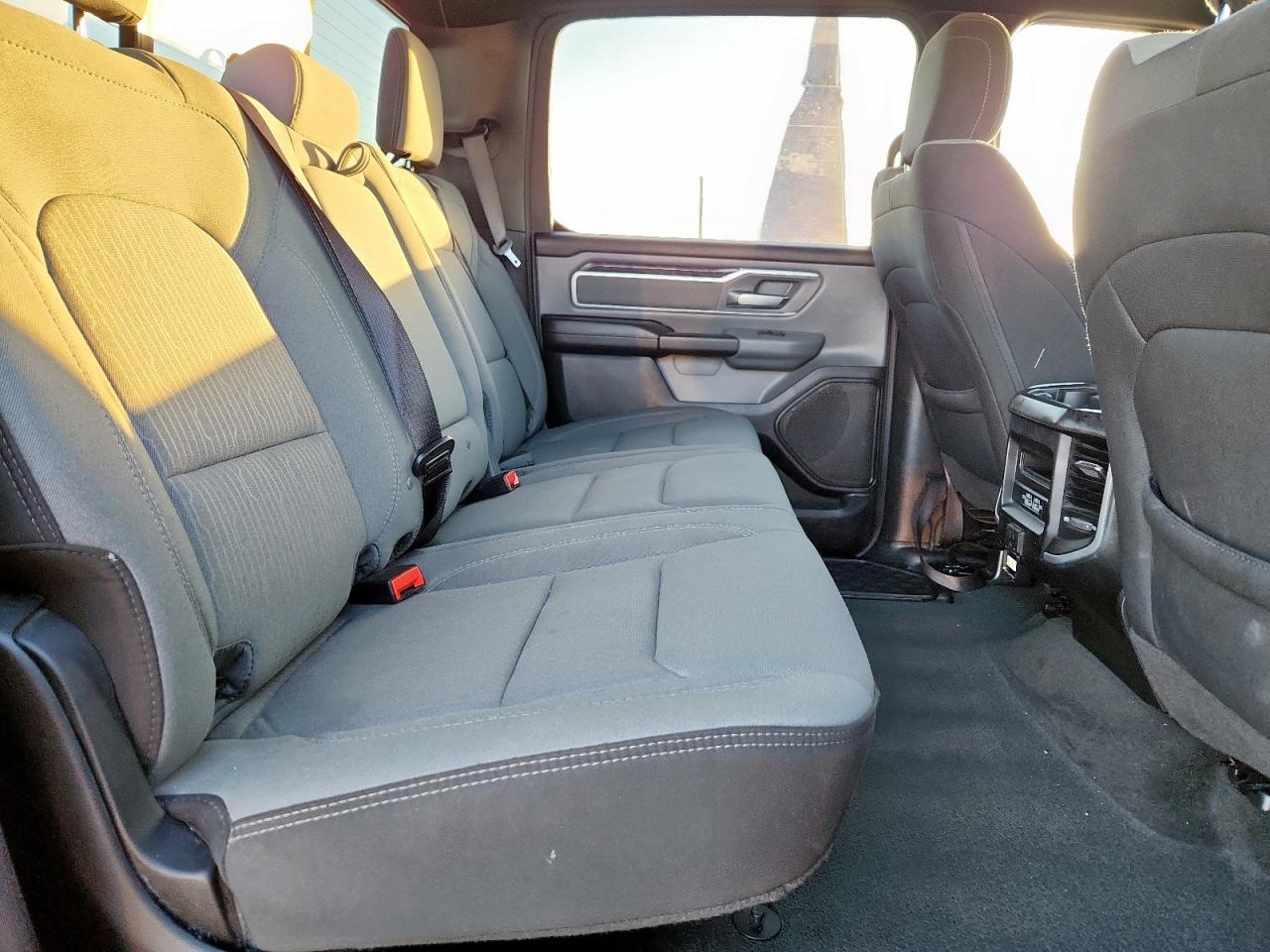 2022 Ram 1500 Big Horn/Lone Star VIN: 1C6RREFT6NN201253 Lot: 92234005