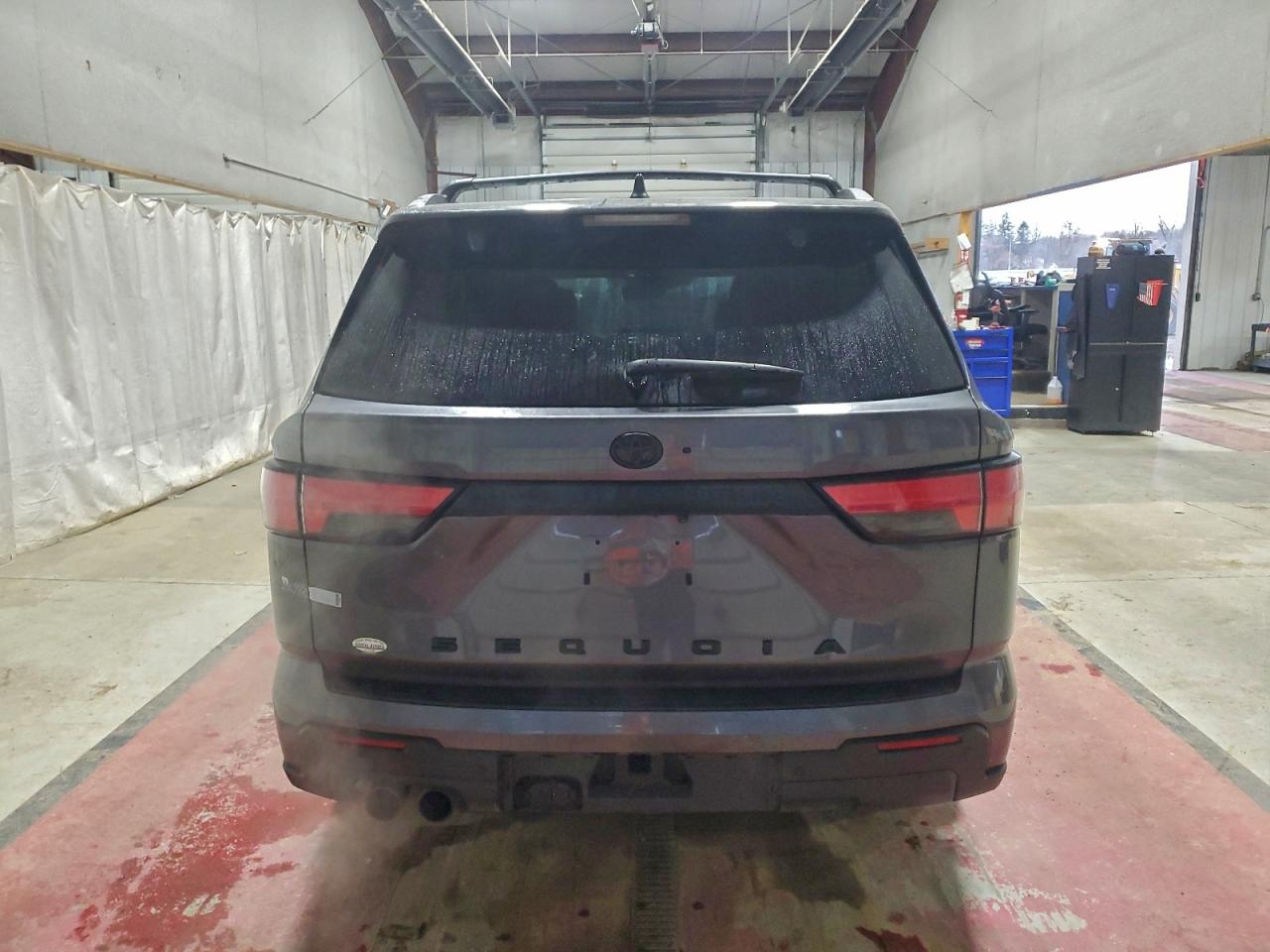 2024 Toyota Sequoia Sr5 VIN: 7SVAAABA6RX044074 Lot: 68927555