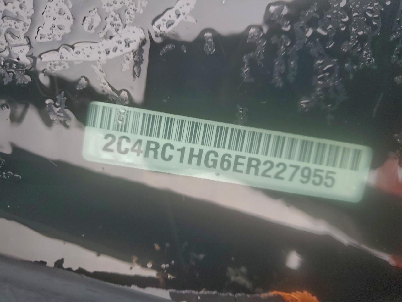 2014 Chrysler Town & Country S VIN: 2C4RC1HG6ER227955 Lot: 93938155