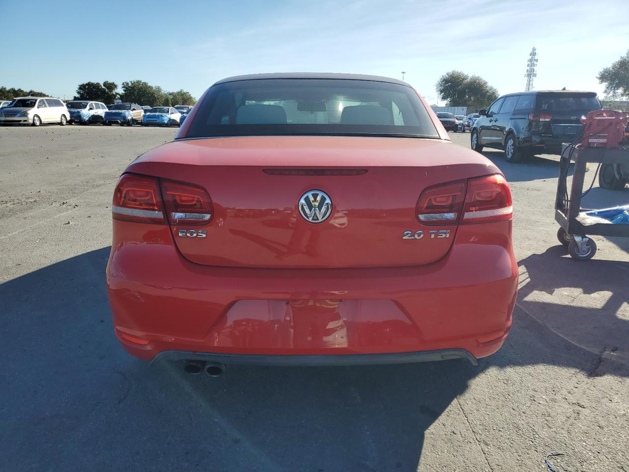 2015 Volkswagen Eos Komfort VIN: WVWBW8AH9FV002562 Lot: 92413715