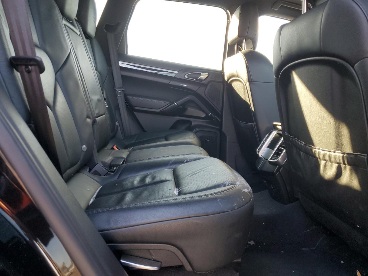 2014 Porsche Cayenne VIN: WP1AA2A2XELA97161 Lot: 92679865