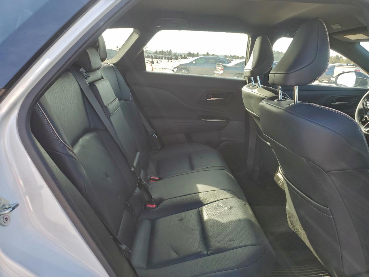 2025 Toyota Crown Signia Xle VIN: JTDACAAJ9S3004574 Lot: 94730195