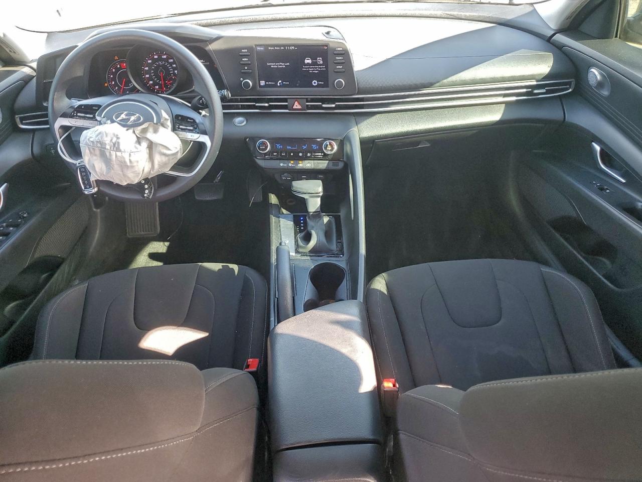 2022 Hyundai Elantra Sel VIN: KMHLM4AG4NU241639 Lot: 93983135