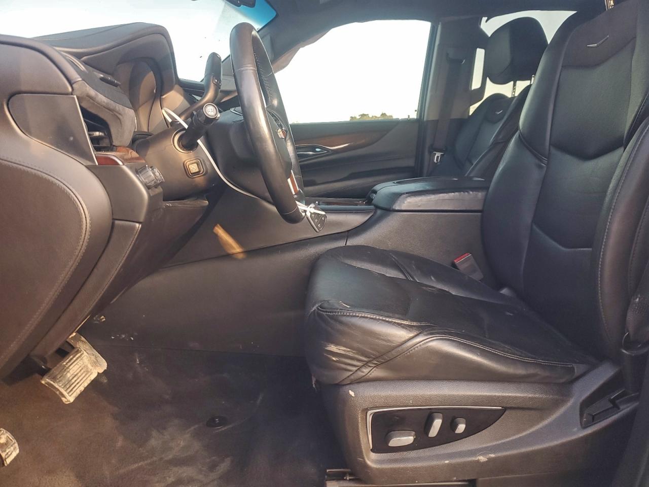 2016 Cadillac Escalade Esv Luxury VIN: 1GYS4HKJ1GR113201 Lot: 94001945