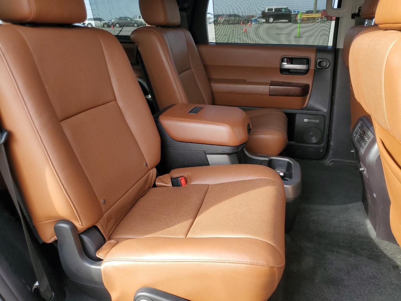 2016 Toyota Sequoia Platinum VIN: 5TDDW5G10GS130945 Lot: 92997205