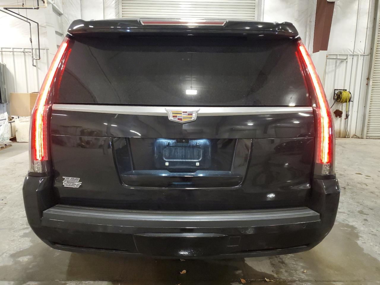 2017 Cadillac Escalade Luxury VIN: 1GYS4BKJ8HR268519 Lot: 91845395