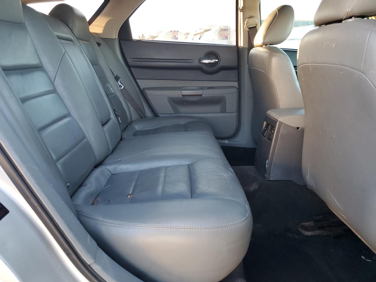 2005 Dodge Magnum R/T VIN: 2D8GV58295H637363 Lot: 92998255