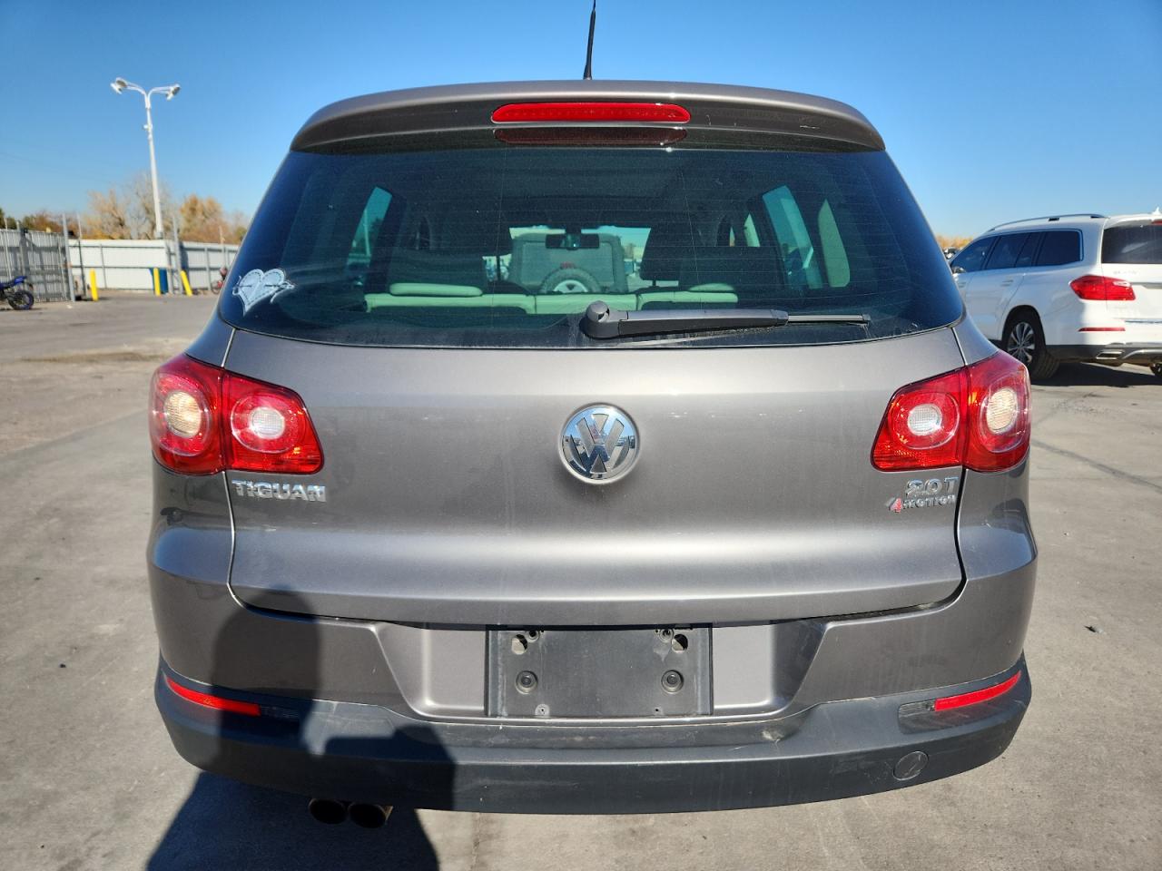 2011 Volkswagen Tiguan S VIN: WVGBV7AX9BW523298 Lot: 91603405