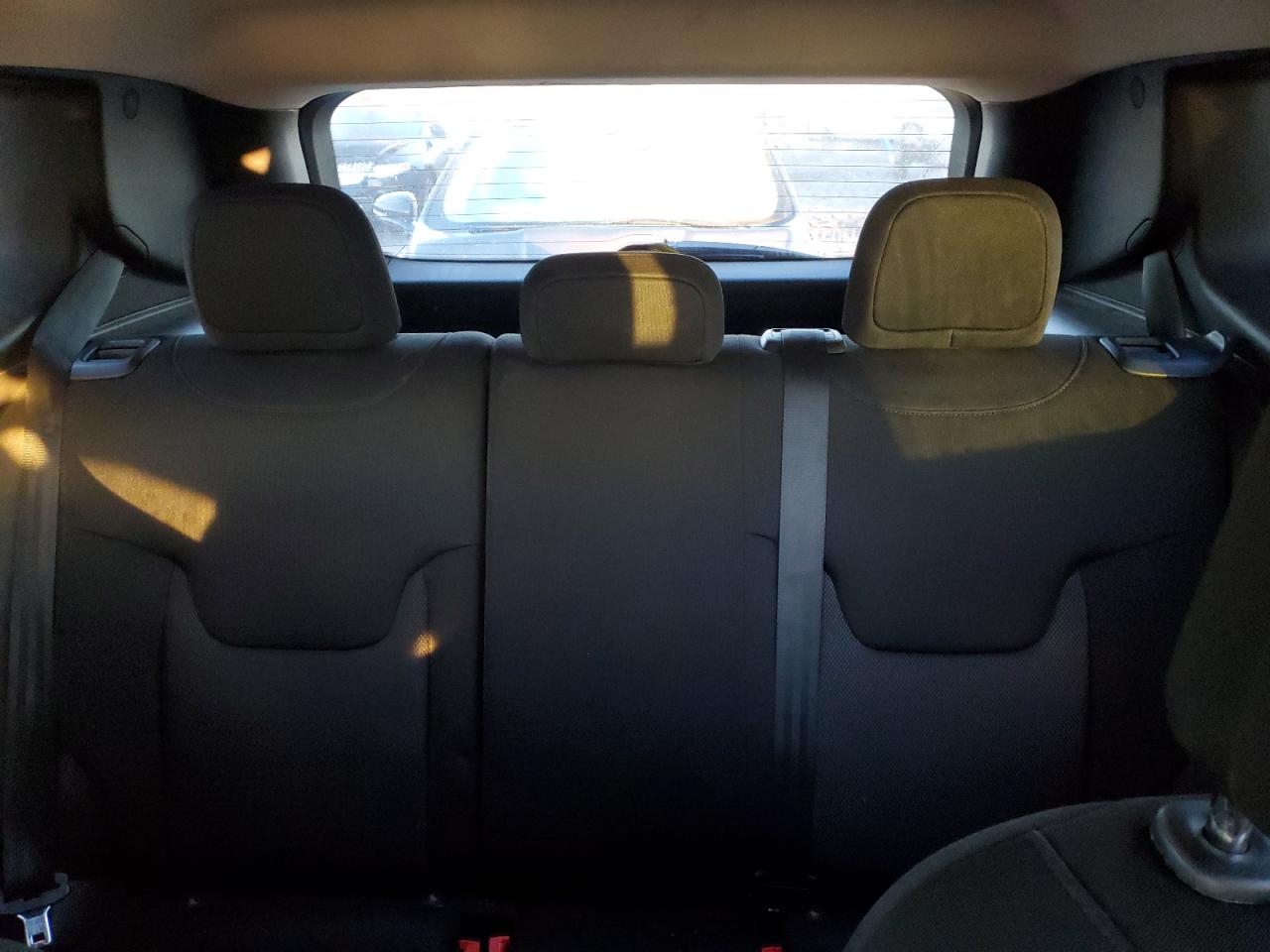 2018 Jeep Renegade Sport VIN: ZACCJBABXJPG90163 Lot: 90647705