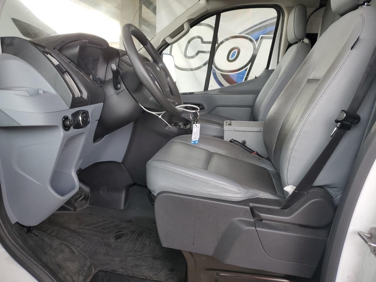 2019 Ford Transit T-150 Delivery Van VIN: 1FTYE1YM7KKB24016 Lot: 92485235