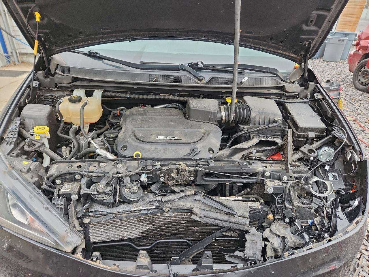 2018 Chrysler Pacifica Limited VIN: 2C4RC1GG9JR230828 Lot: 94069275