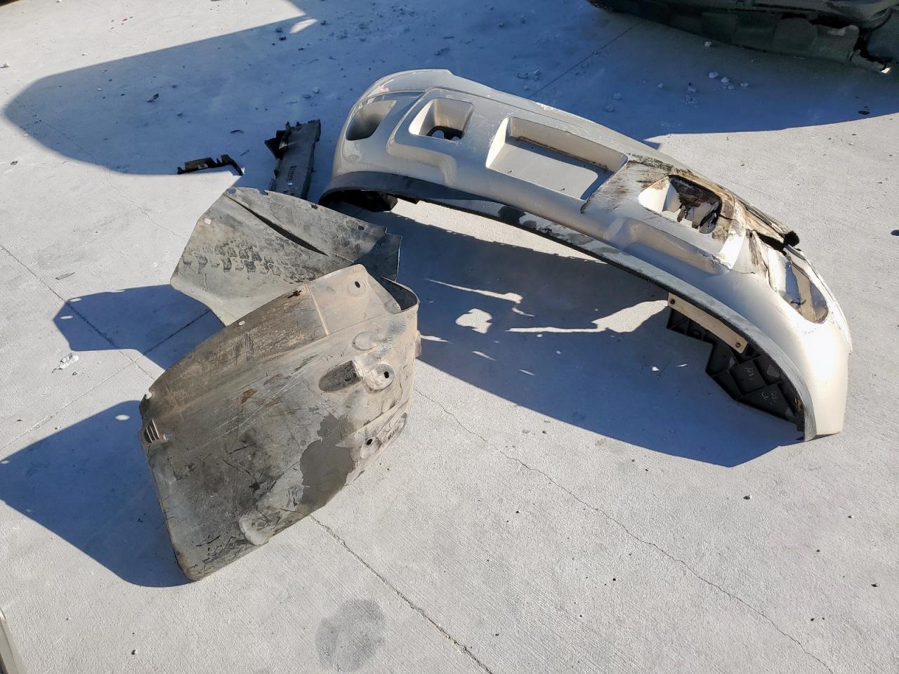 2011 Chevrolet Tahoe C1500 Ls VIN: 1GNSCAE04BR335430 Lot: 91711275