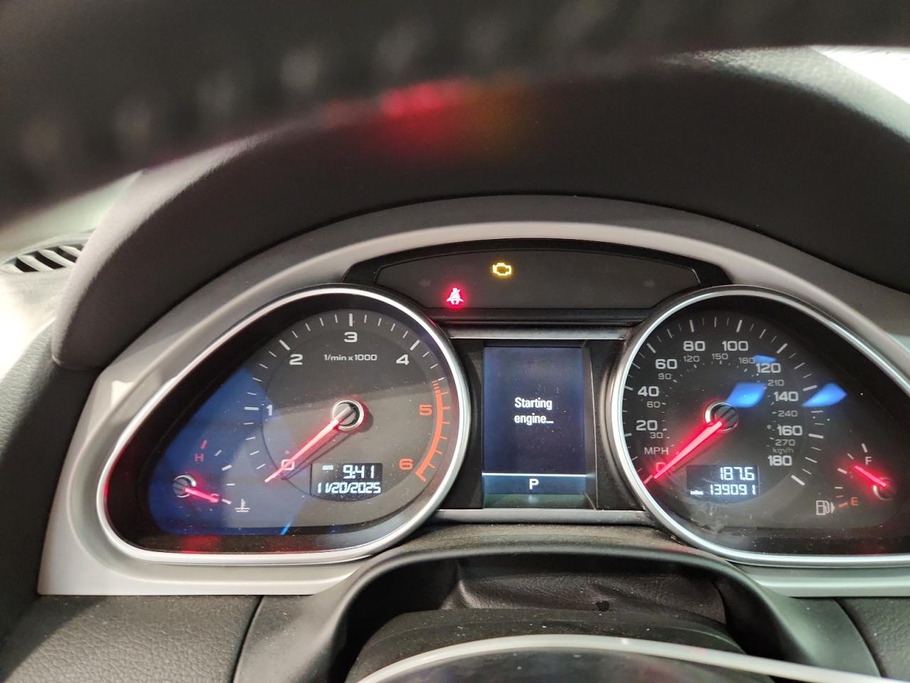 2014 Audi Q7 Premium Plus VIN: WA1LMAFE4ED010700 Lot: 92921935